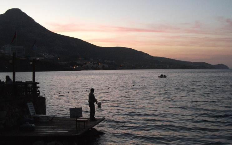 Number One Apart Hotel Karaburun  Exterior foto