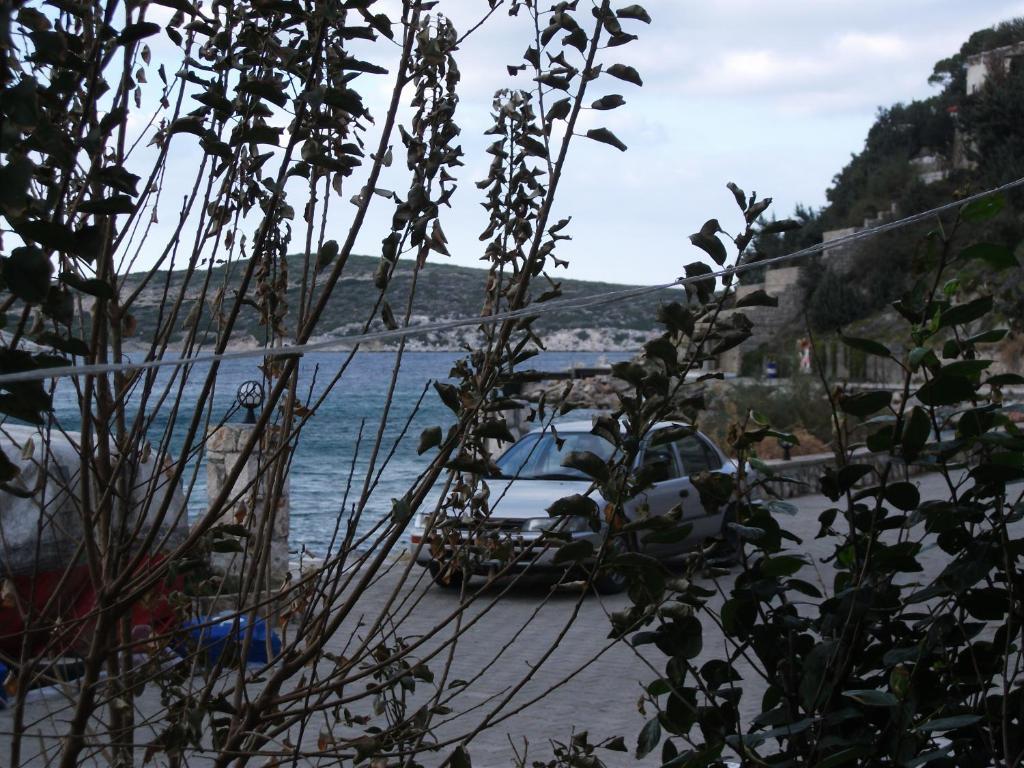 Number One Apart Hotel Karaburun  Exterior foto