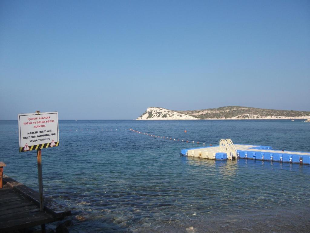 Number One Apart Hotel Karaburun  Exterior foto